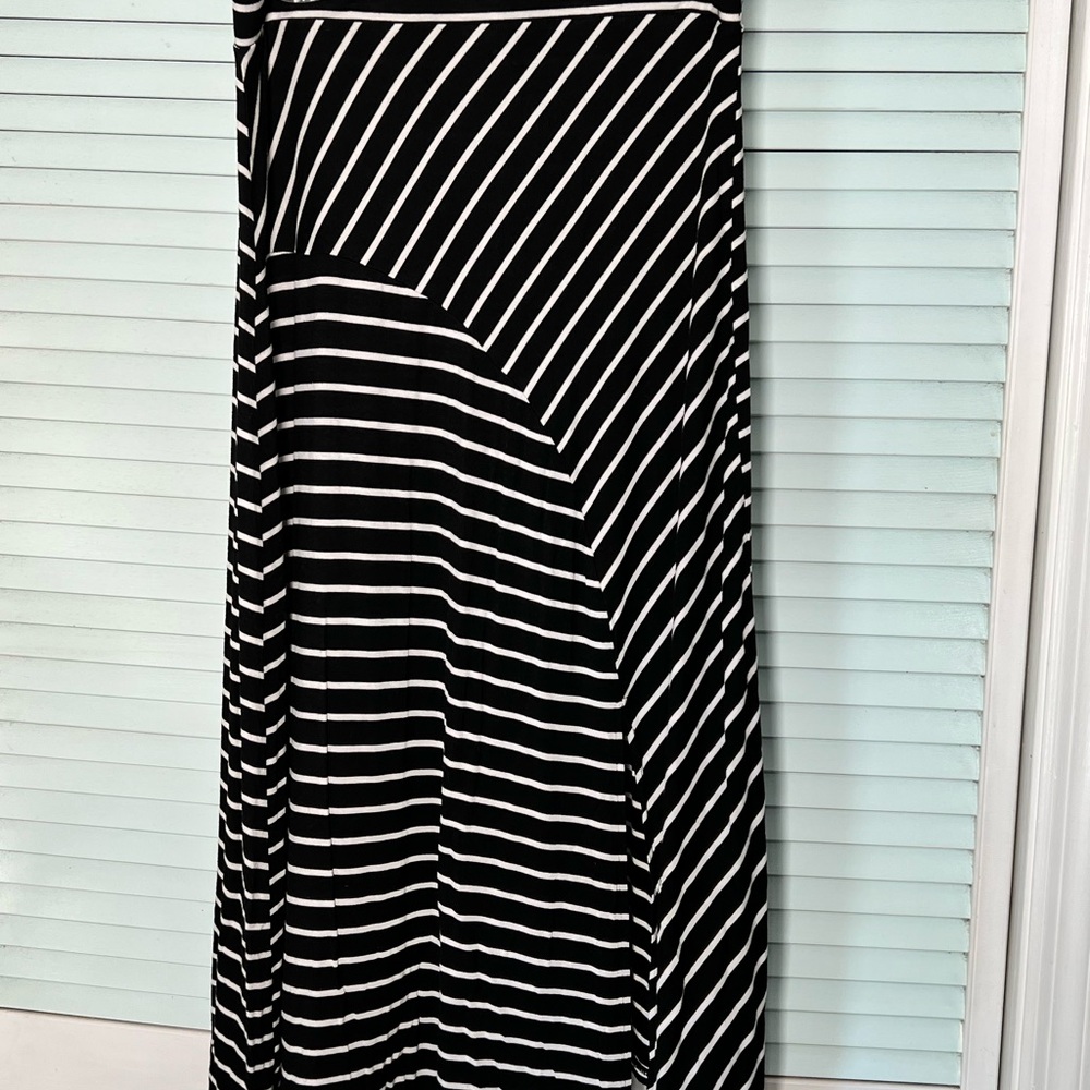 Black and White Striped Women's Skirt